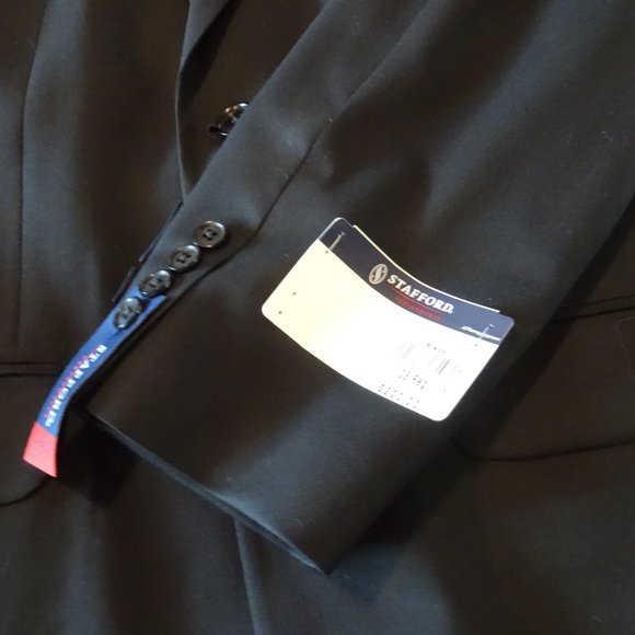 NEW Stafford Mens Classic BLACK Wool pleat Front 2 Pc Suit 38R Jacket 32x32 Pant - Picture 8 of 8